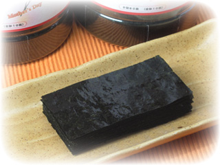 有明海産の海苔を特製「秘伝のタレ」で味付け。