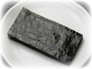 有明海産の海苔を特製「秘伝のタレ」で味付け。